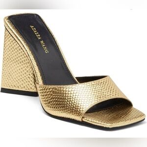 Azalea Wang Gold Textured Women's Heels